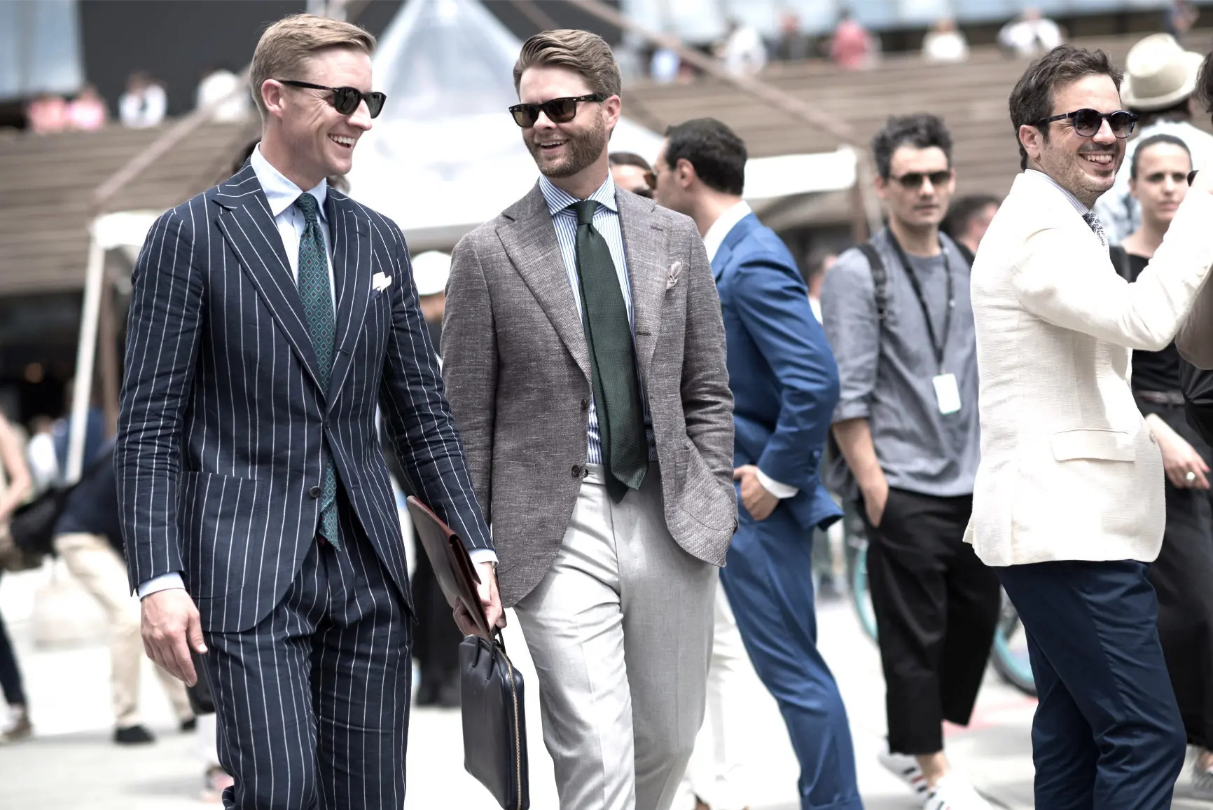 S&rsquo;habiller pour un mariage homme : Tenues et conseils essentiels