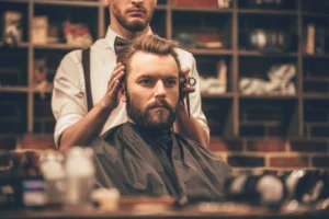coupes courtes pour visage rond