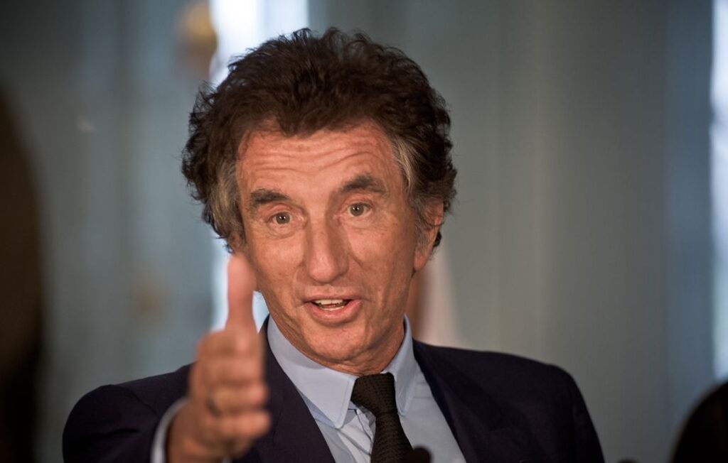 Jack Lang a t il d'autres sources de revenus